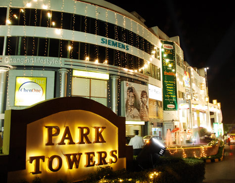 Best Shopping Places in Lahore Islamabad Karachi Famous 